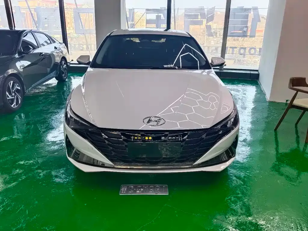 Hyundai Elantra 2023 из CN, фото 6