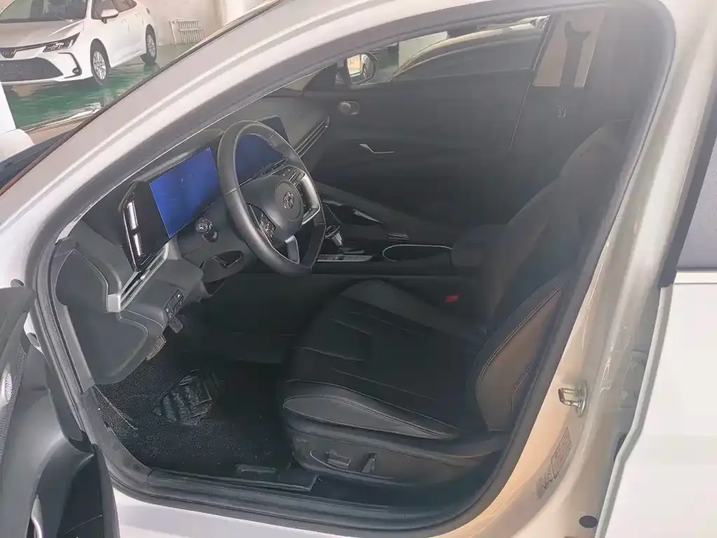 Hyundai Elantra 2023 из CN, фото 7