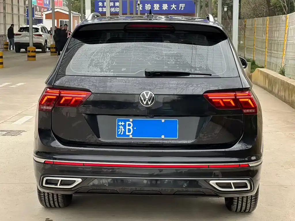 Volkswagen Tiguan L 2021 из CN, фото 6