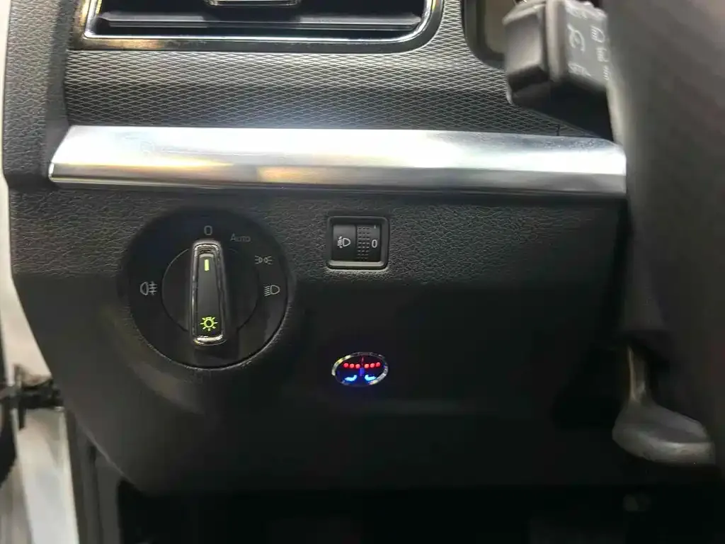 Skoda Kamiq — фото 4