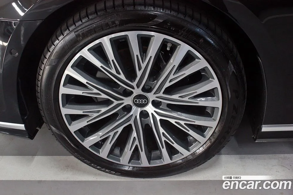 Audi A8 2023 из KR, фото 9