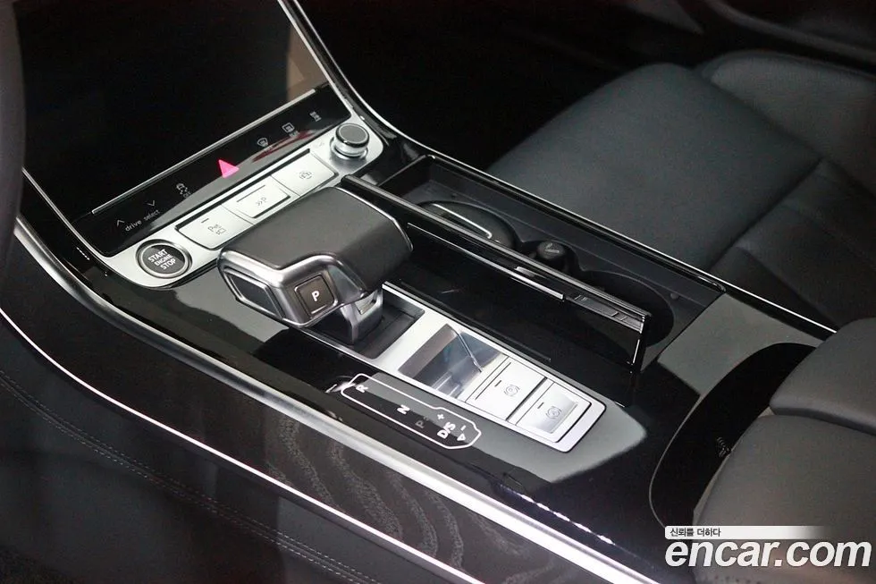 Audi A8 2023 из KR, фото 5