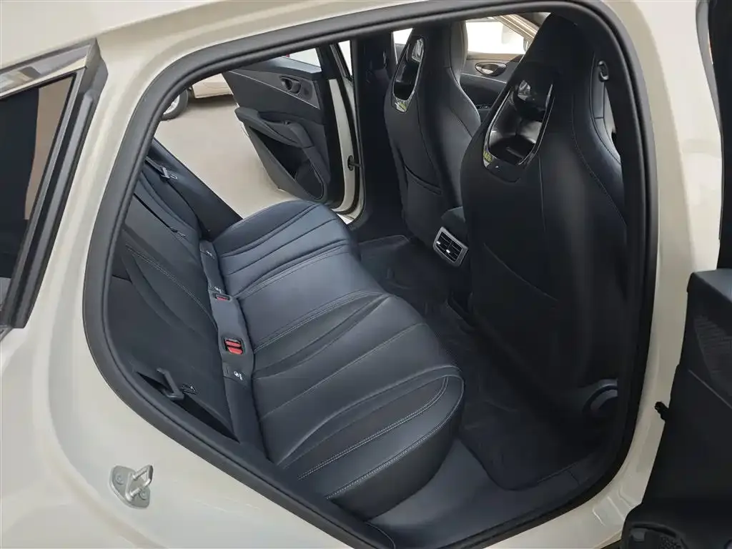 BYD Seal 06 — фото 8