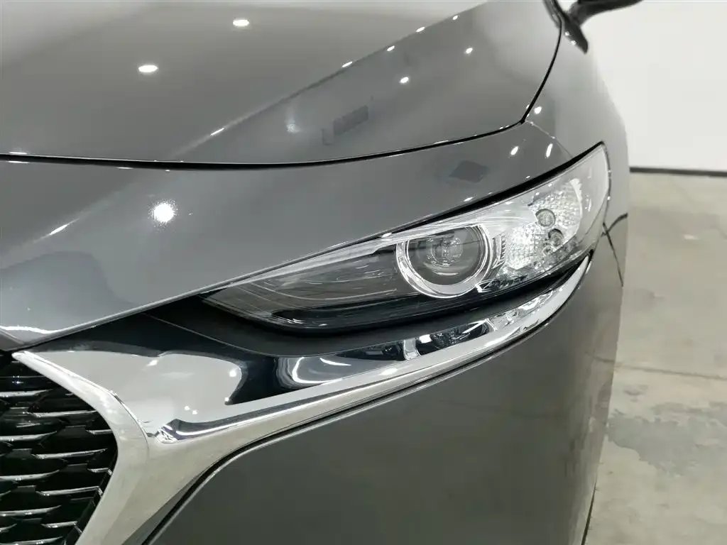 Mazda 3 Axela 2021 из CN, фото 2