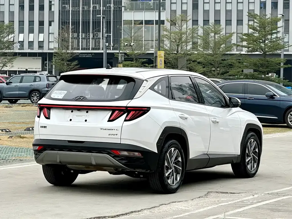 Hyundai Tucson — фото 7
