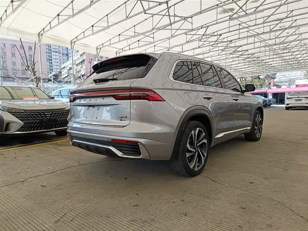 Geely Xingyue L — фото 3