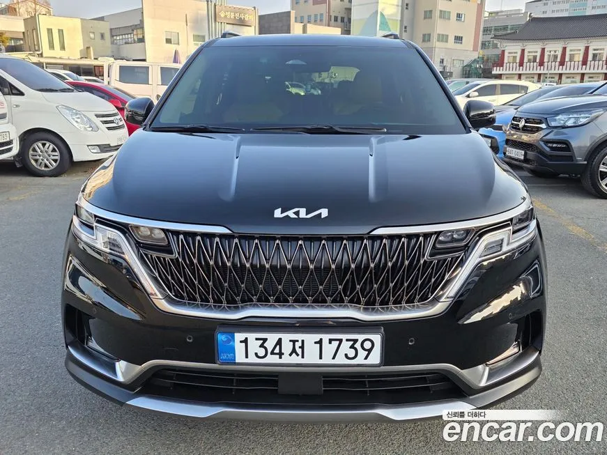 Kia Carnival — фото 2