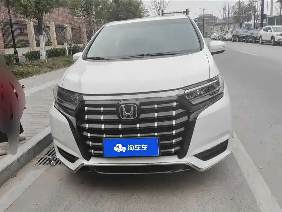 Honda Elysion 2022 из CN, фото 9