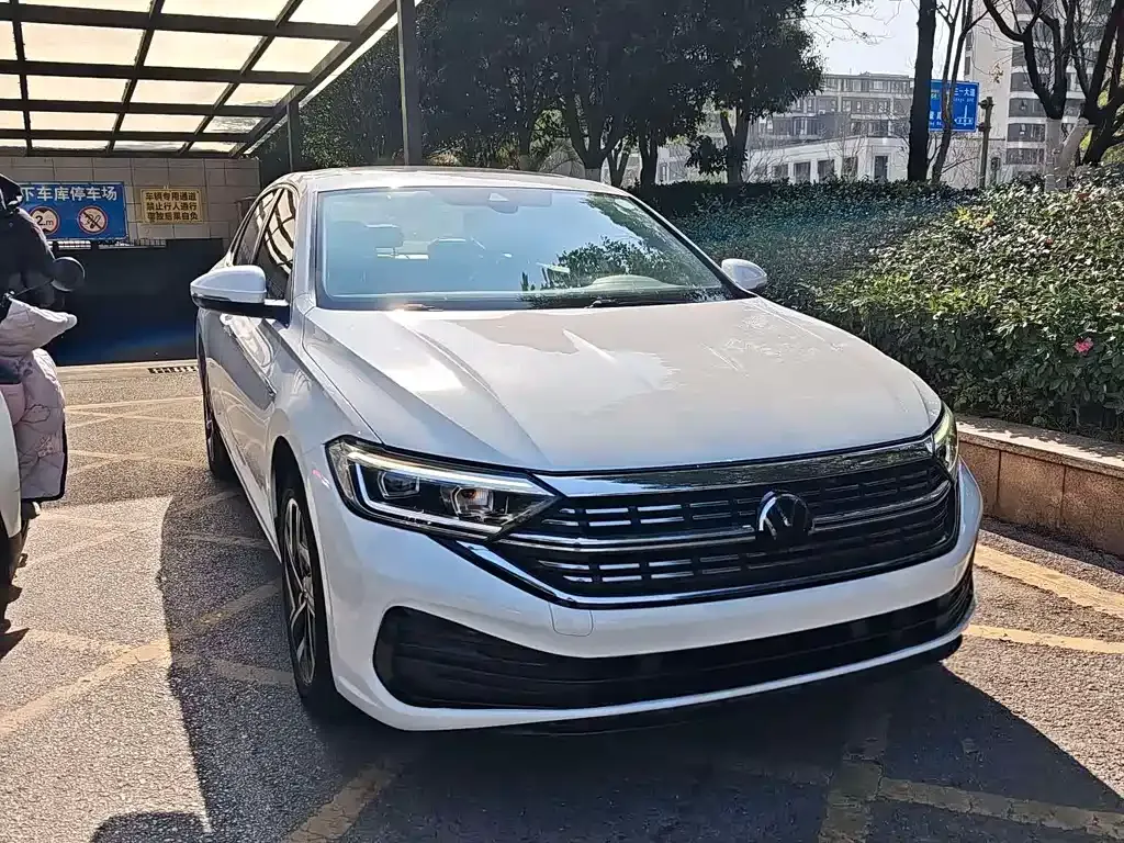 Volkswagen Sagitar 2023 из CN, фото 6