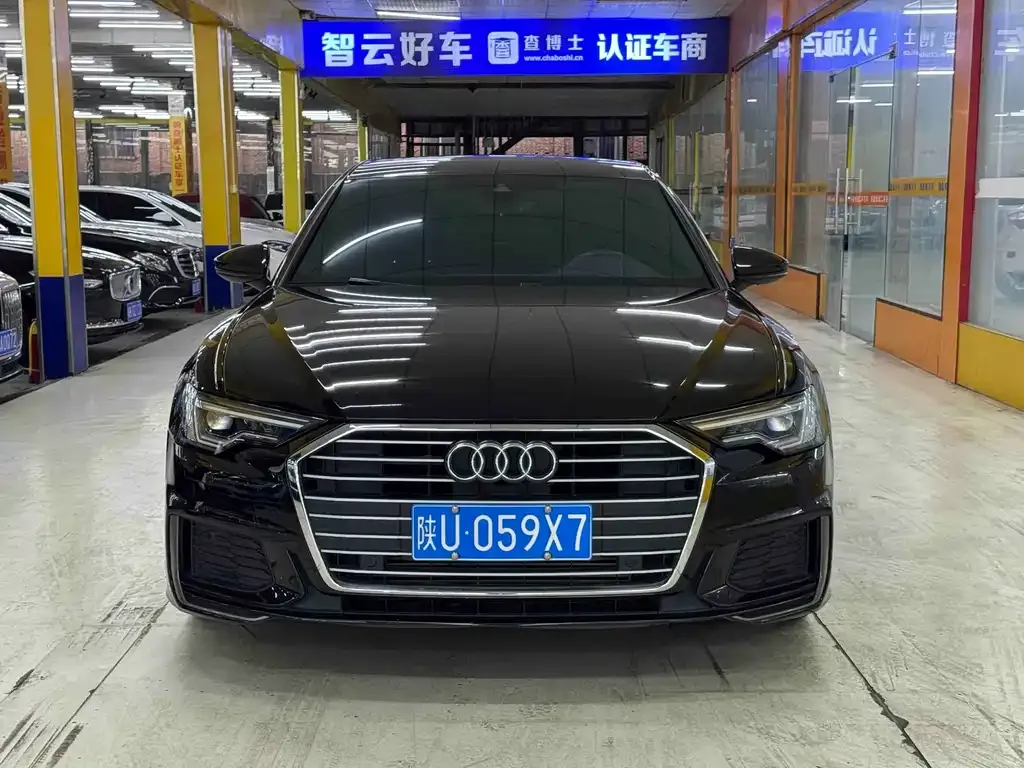 Audi A6L 2022 из CN, фото 2