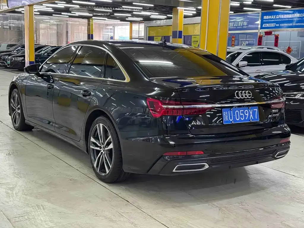 Audi A6L 2022 из CN, фото 9