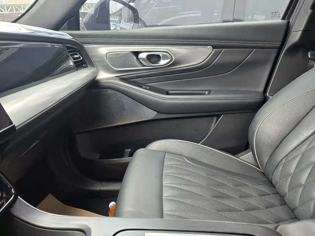 GAC Motor Trumpchi GS8 — фото 2