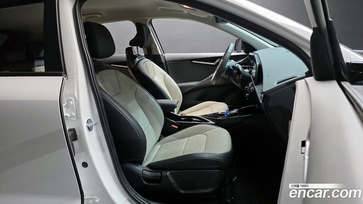 Kia Niro 2024 из KR, фото 3