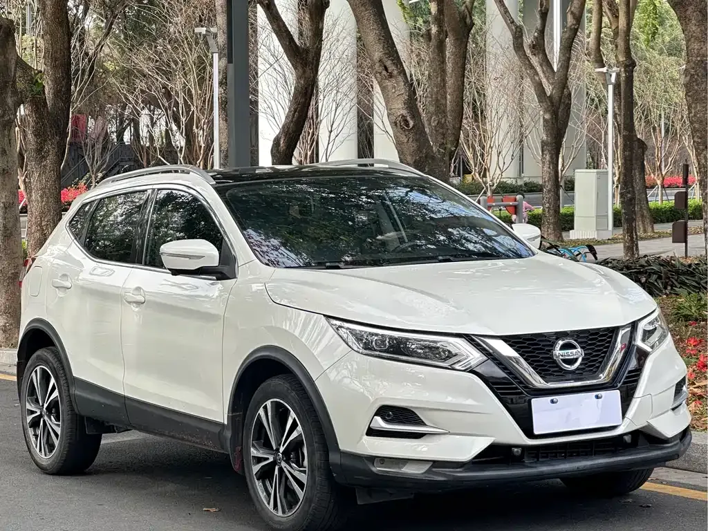 Nissan Qashqai — фото 6