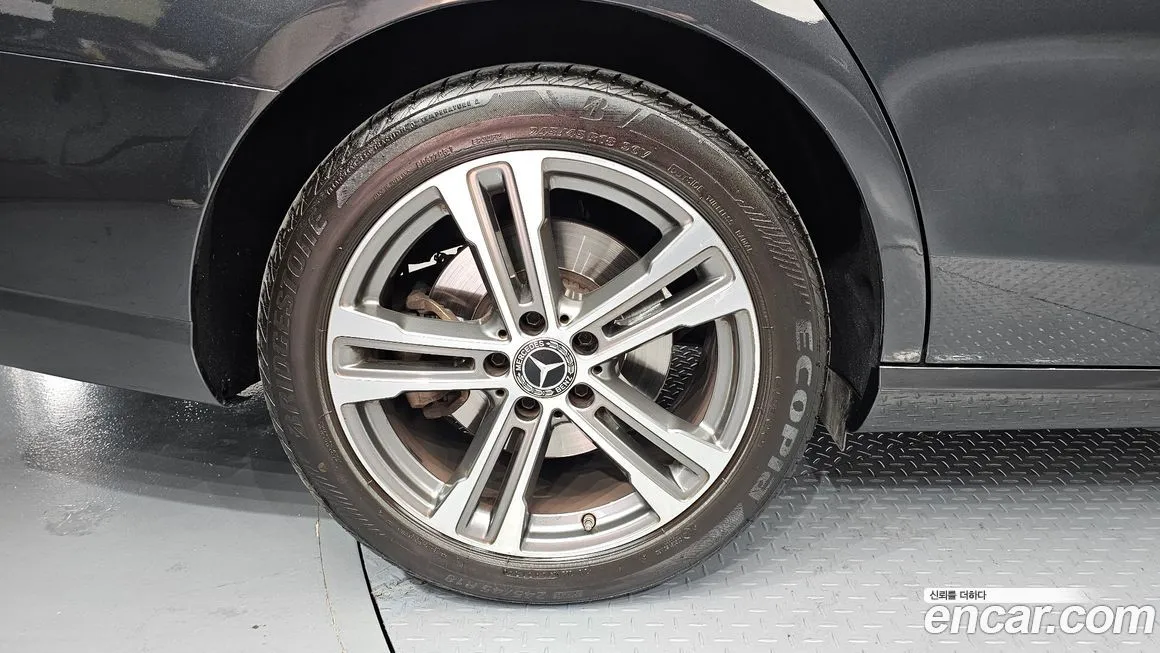 Mercedes-Benz E-Class 2021 из KR, фото 5