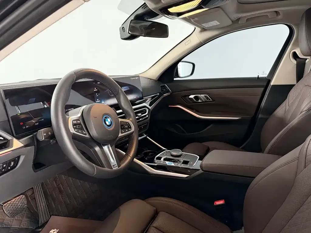 BMW i3 — фото 7