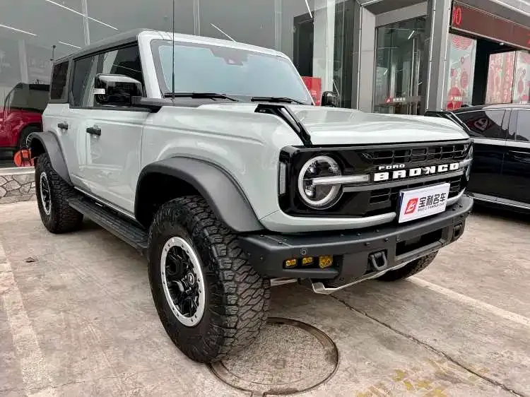 Ford Bronco 2025 из CN, фото 1