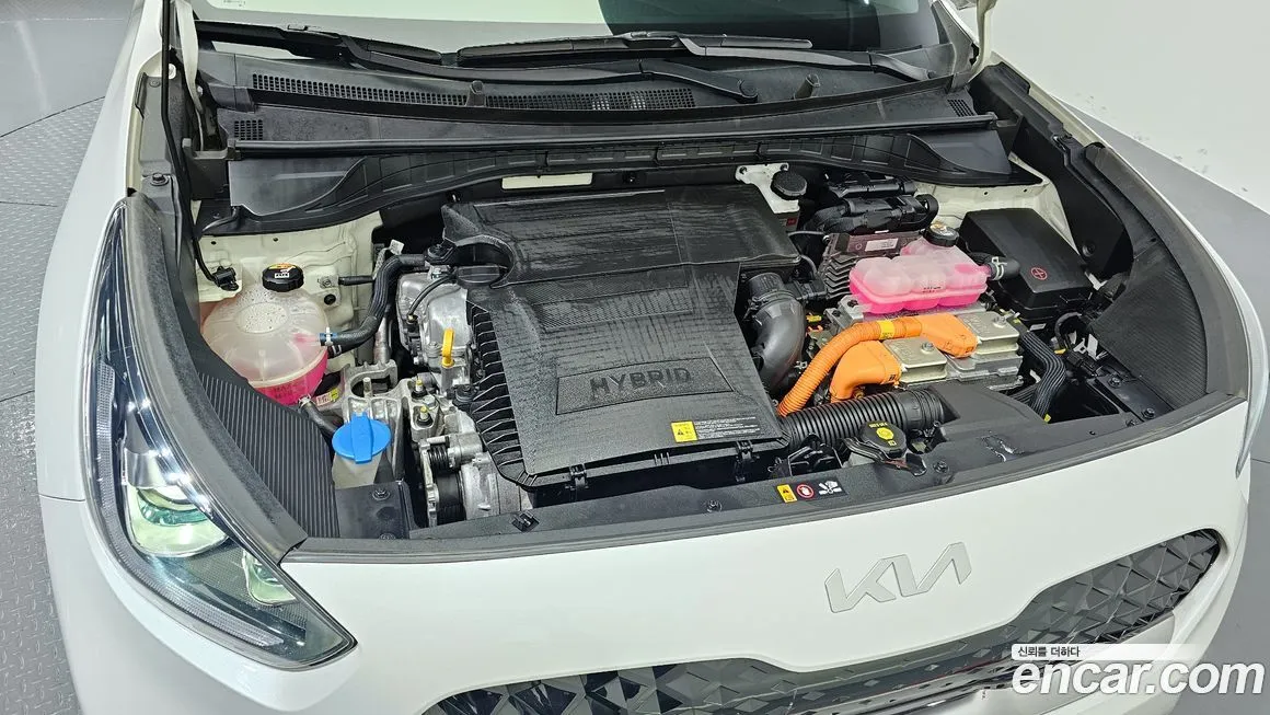 Kia Niro — фото 10