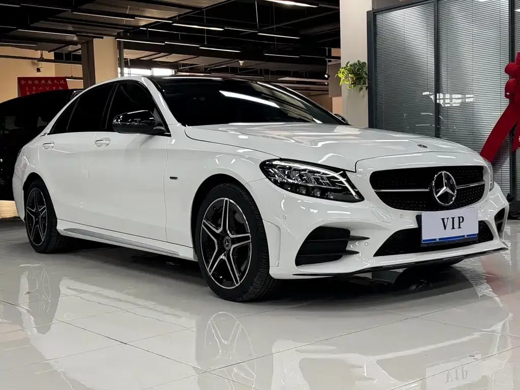 Mercedes-Benz C-Class — фото 9