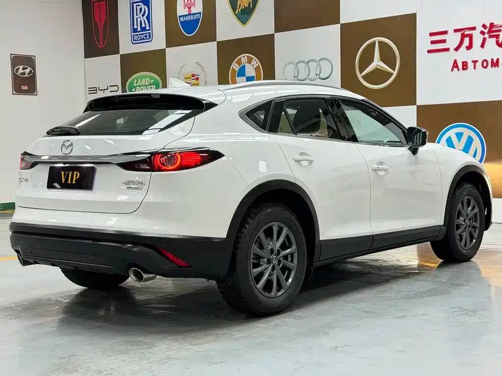 Mazda CX-4 — фото 8