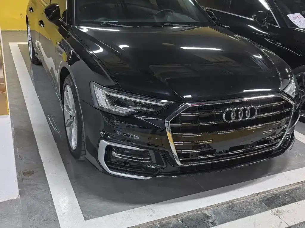 Audi A6L 2022 из CN, фото 10