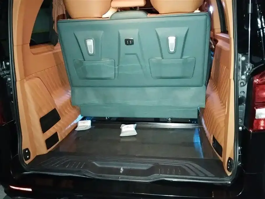 Mercedes-Benz Vito 2023 из CN, фото 2