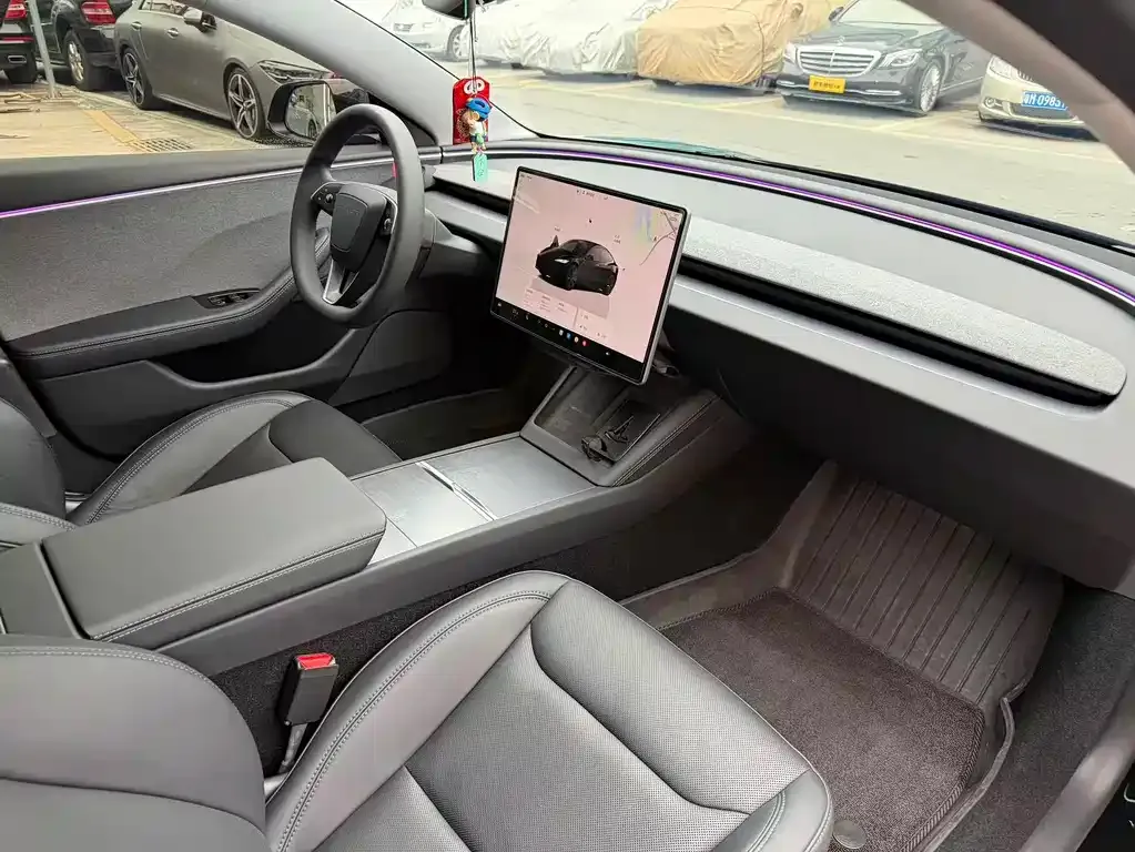 Tesla Model 3 2023 из CN, фото 6