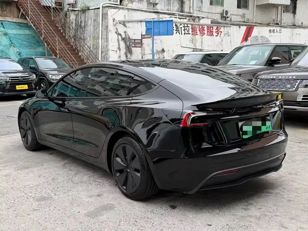 Tesla Model 3 2023 из CN, фото 4
