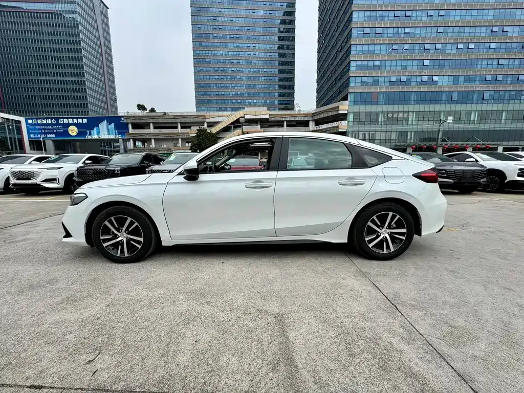 Honda Civic — фото 10