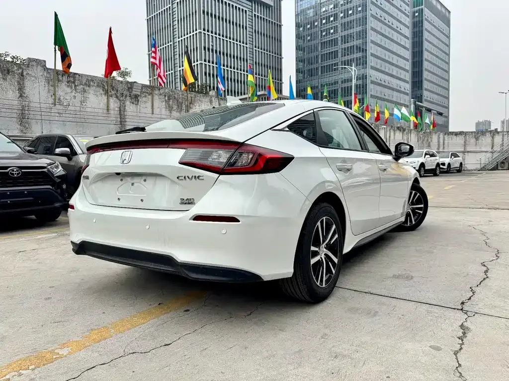 Honda Civic — фото 5