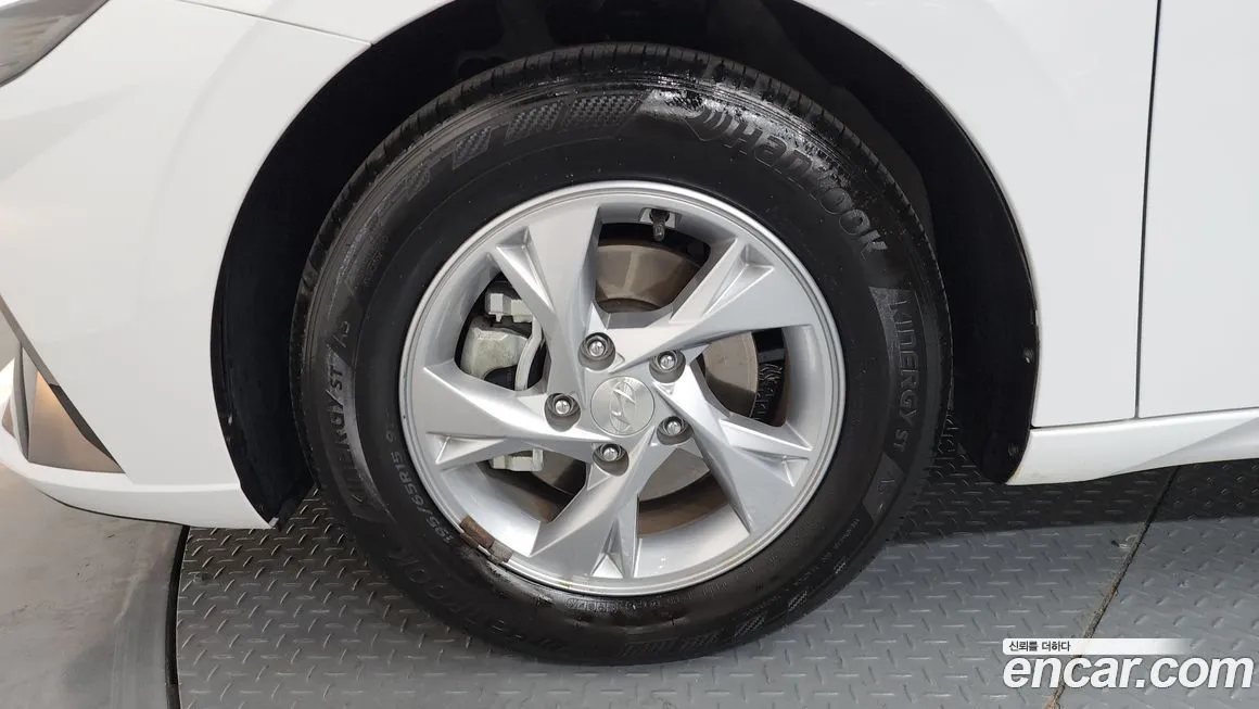 Hyundai AVANTE 2021 из KR, фото 5