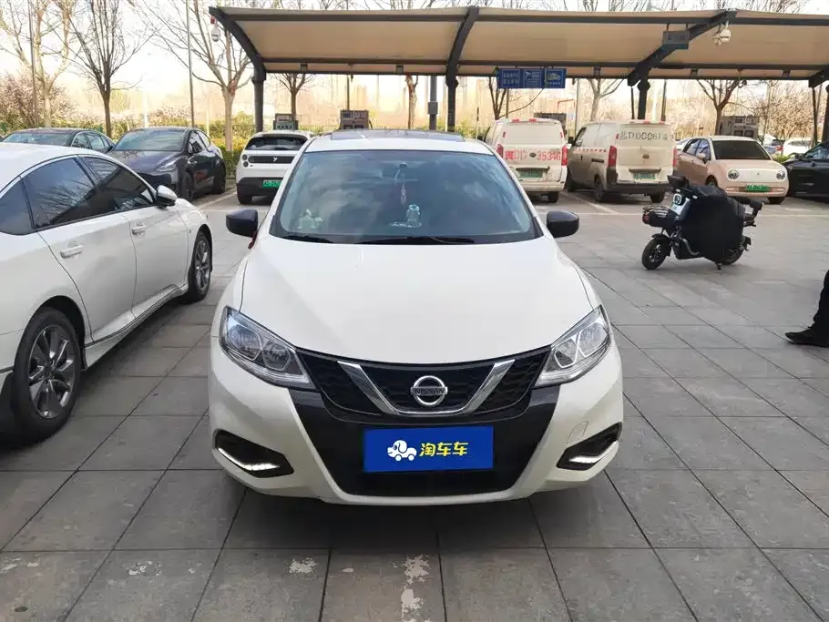 Nissan Tiida 2023 из CN, фото 8