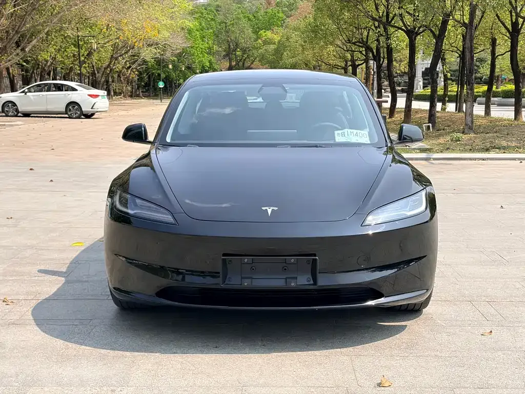 Tesla Model 3 2023 из CN, фото 8