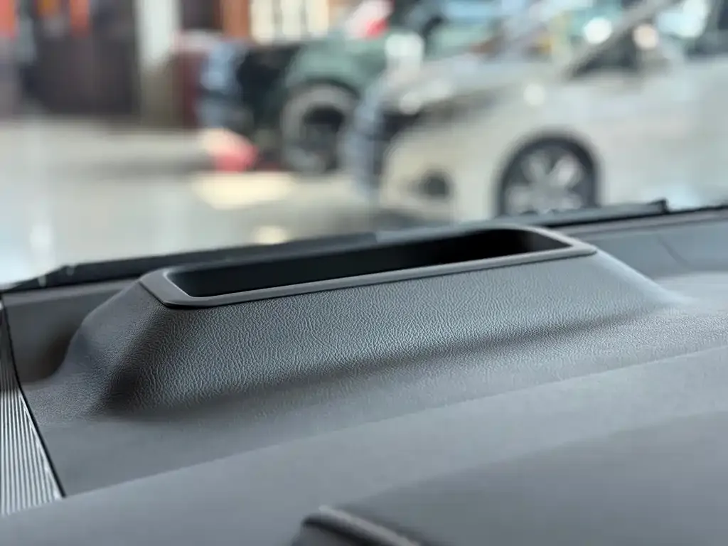 Toyota Alphard — фото 7