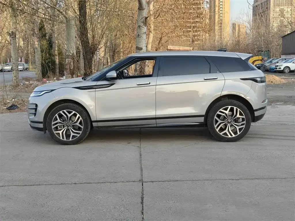 Land Rover Evoque — фото 10