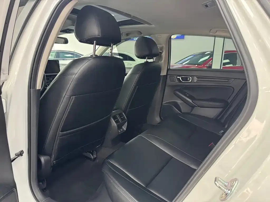 Honda Civic 2025 из CN, фото 4