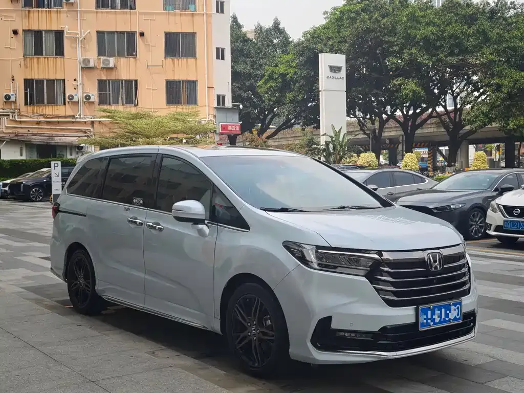 Honda Odyssey 2023 из CN, фото 5