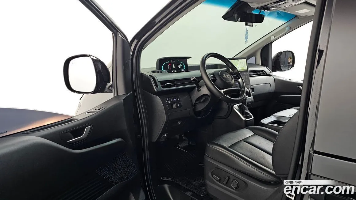 Hyundai Staria 2025 из KR, фото 8