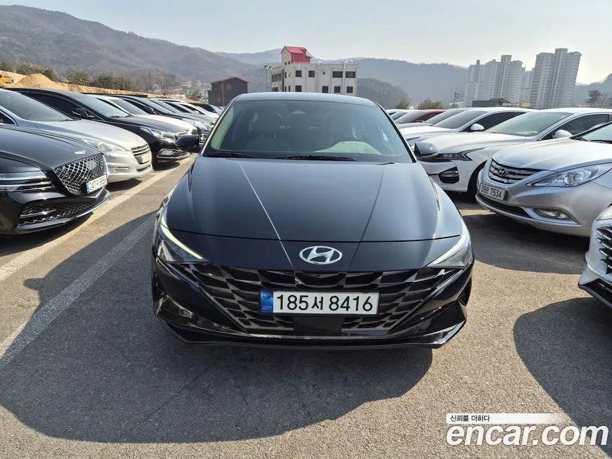 Hyundai AVANTE — фото 1