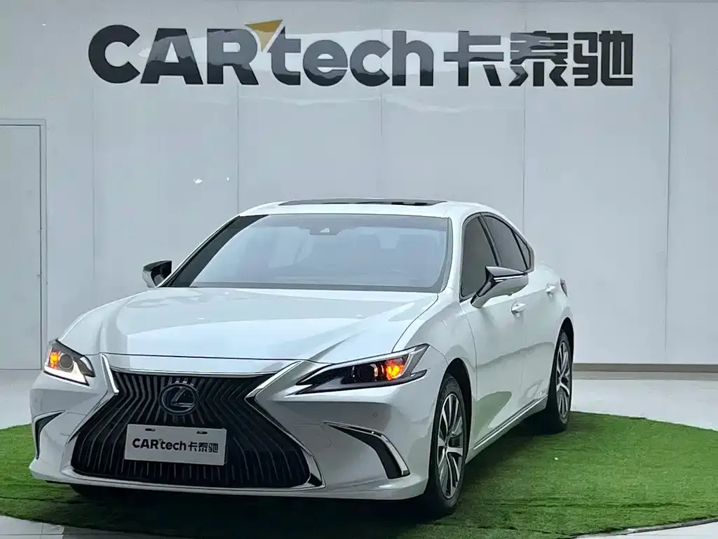 Lexus ES 2021 из CN, фото 1