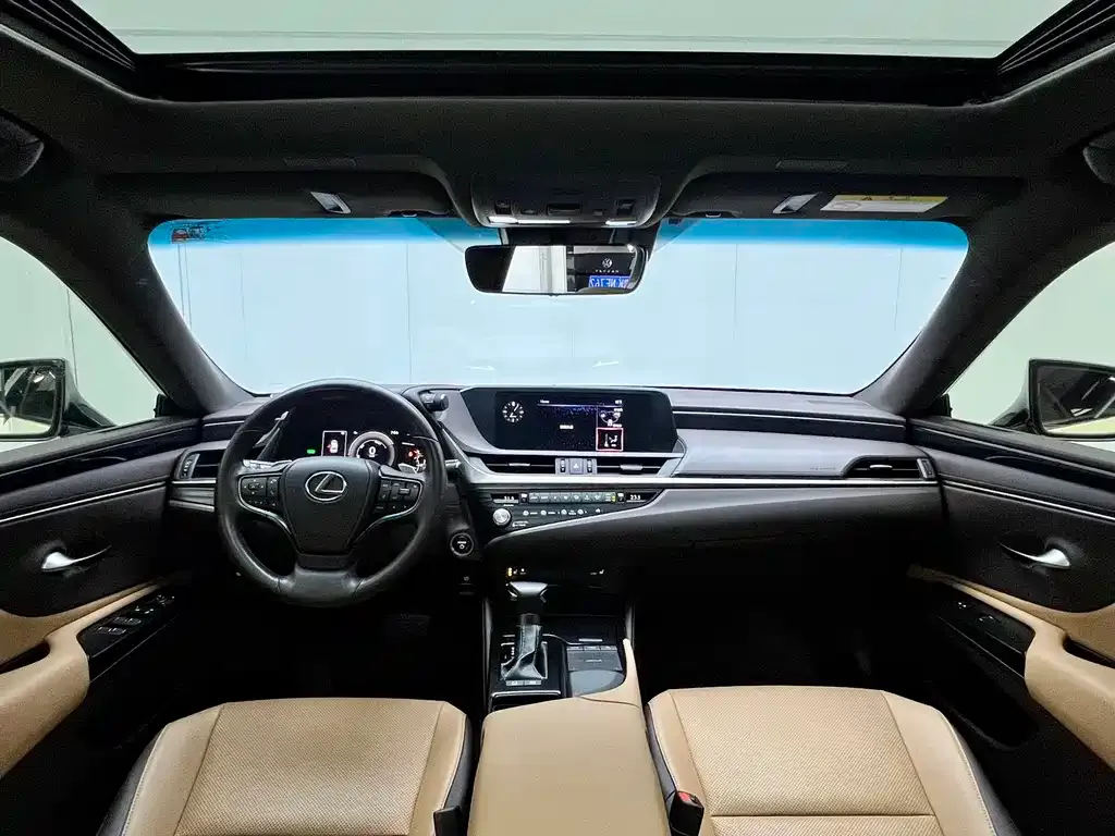 Lexus ES 2021 из CN, фото 8