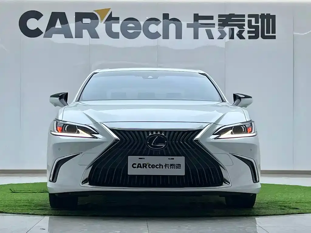 Lexus ES 2021 из CN, фото 3