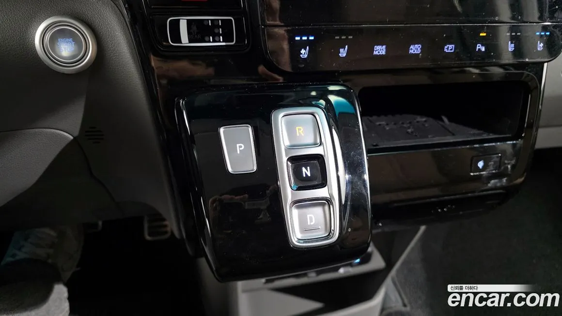 Hyundai Staria — фото 3