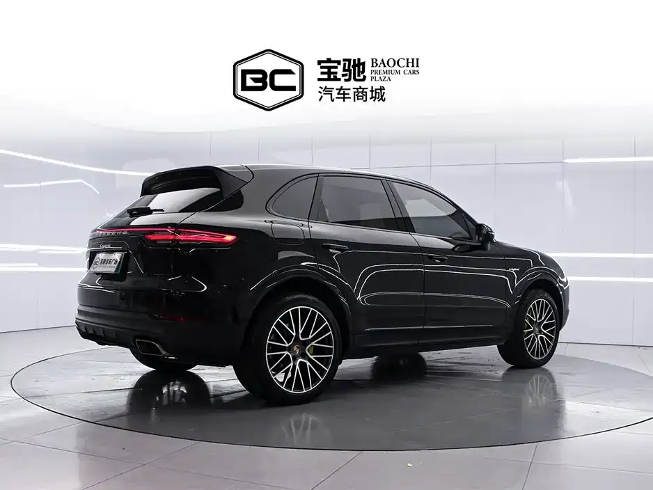 Porsche Cayenne Hybrid — фото 5