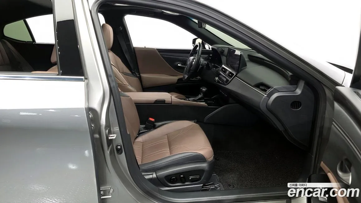 Lexus ES 2023 из KR, фото 10