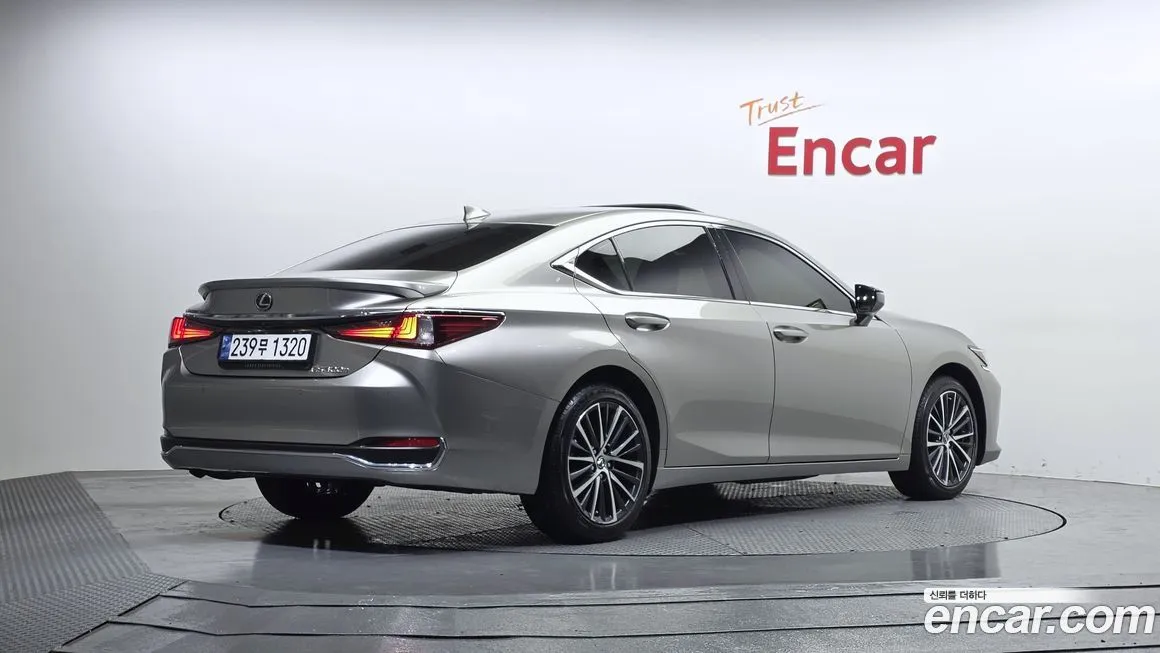 Lexus ES 2023 из KR, фото 6