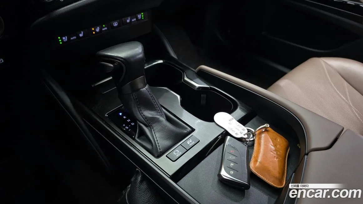 Lexus ES 2023 из KR, фото 9
