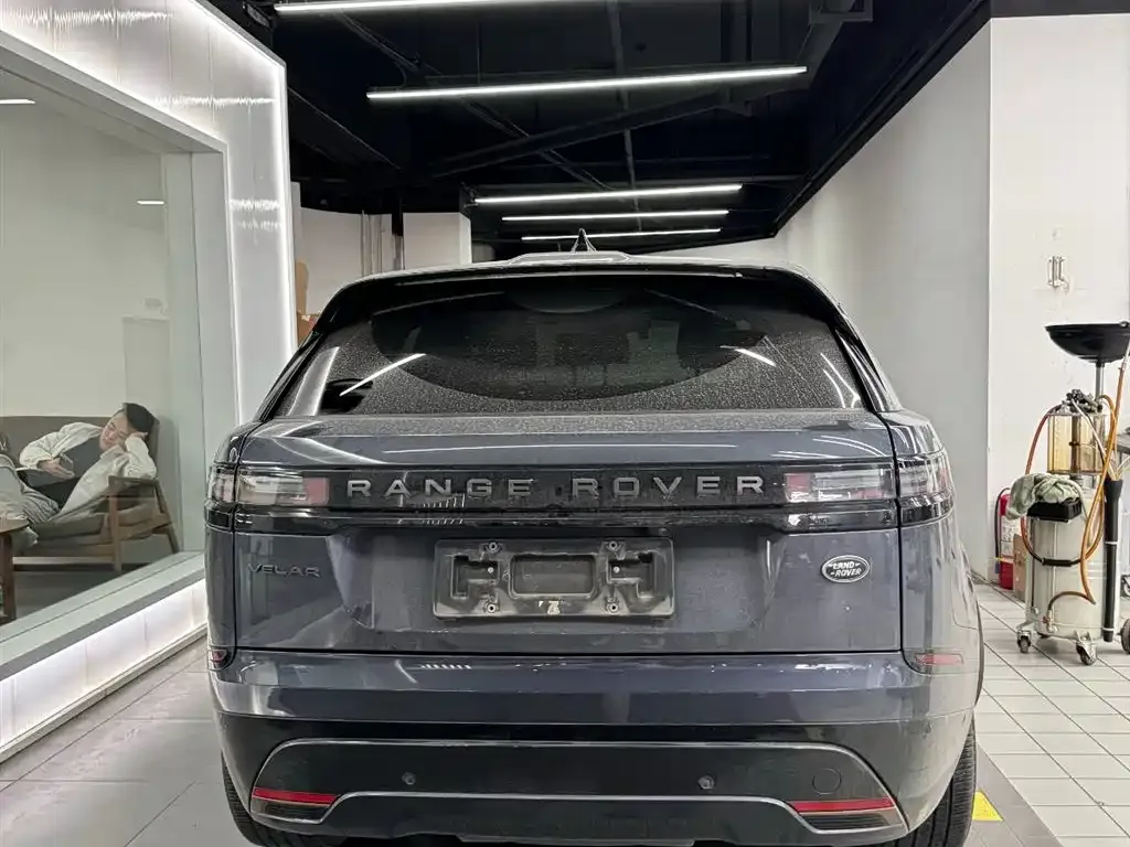 Land Rover Velar — фото 6