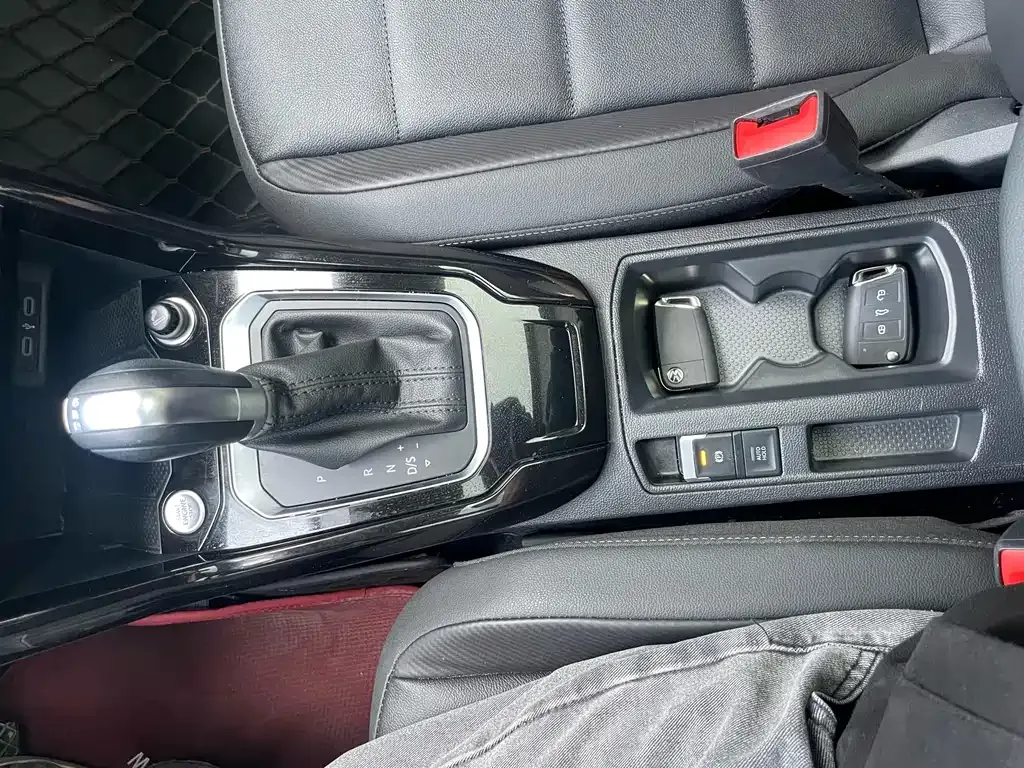 Volkswagen T-Roc 2022 из CN, фото 10