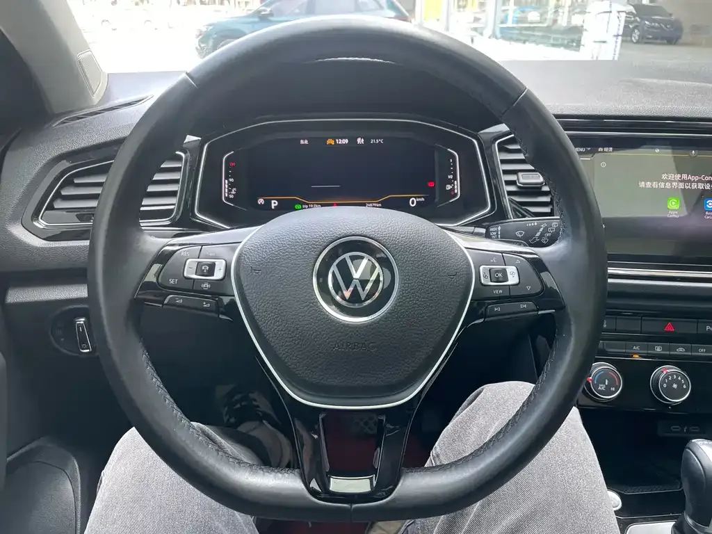 Volkswagen T-Roc 2022 из CN, фото 9